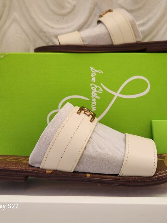 Sam Edelman Shoes - Sam Edelman Ivory Leather "Gilles" flat sandals. NIB. Size Various